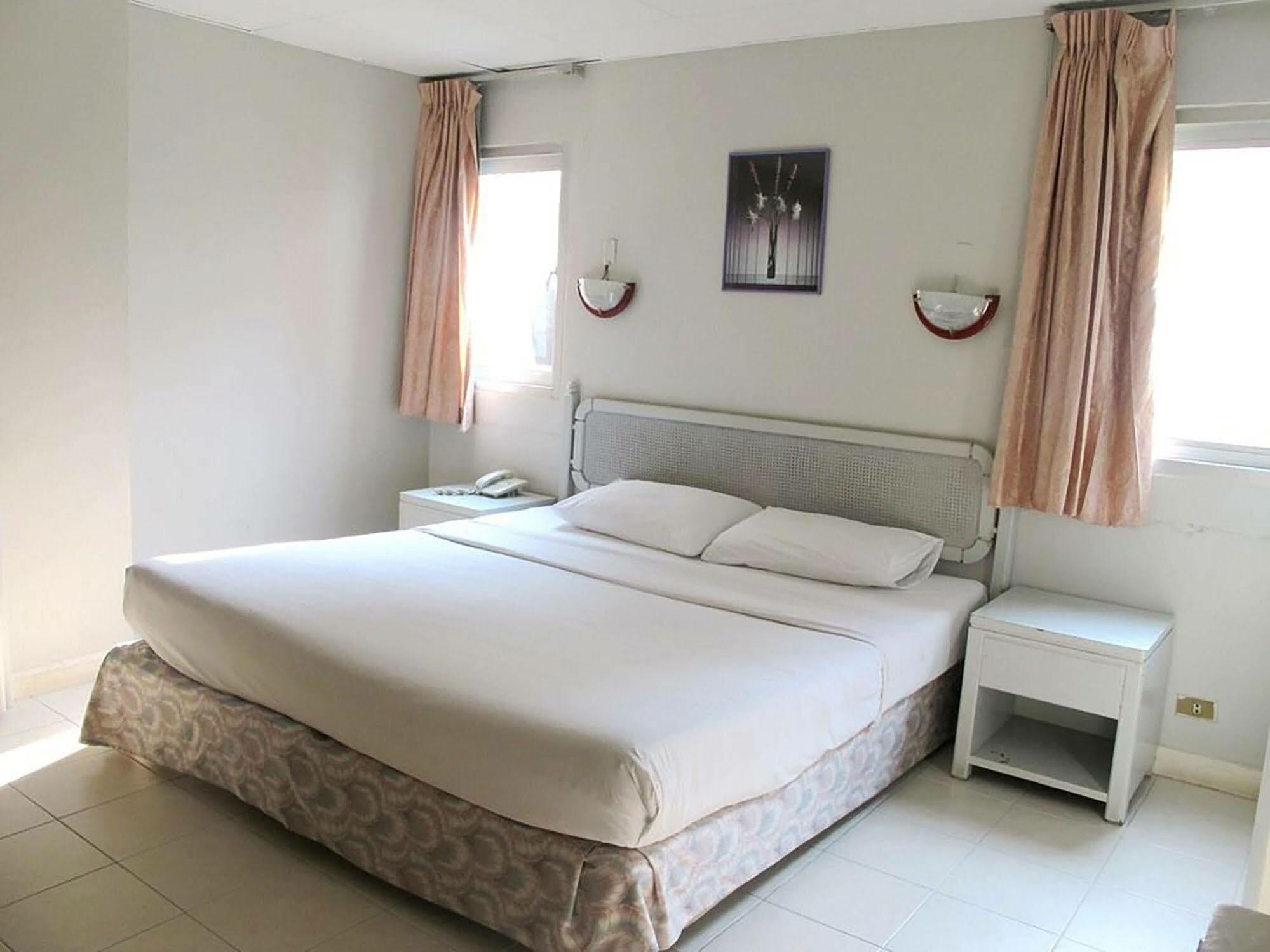 Diamond Beach Hotel 芭達亞 外观 照片