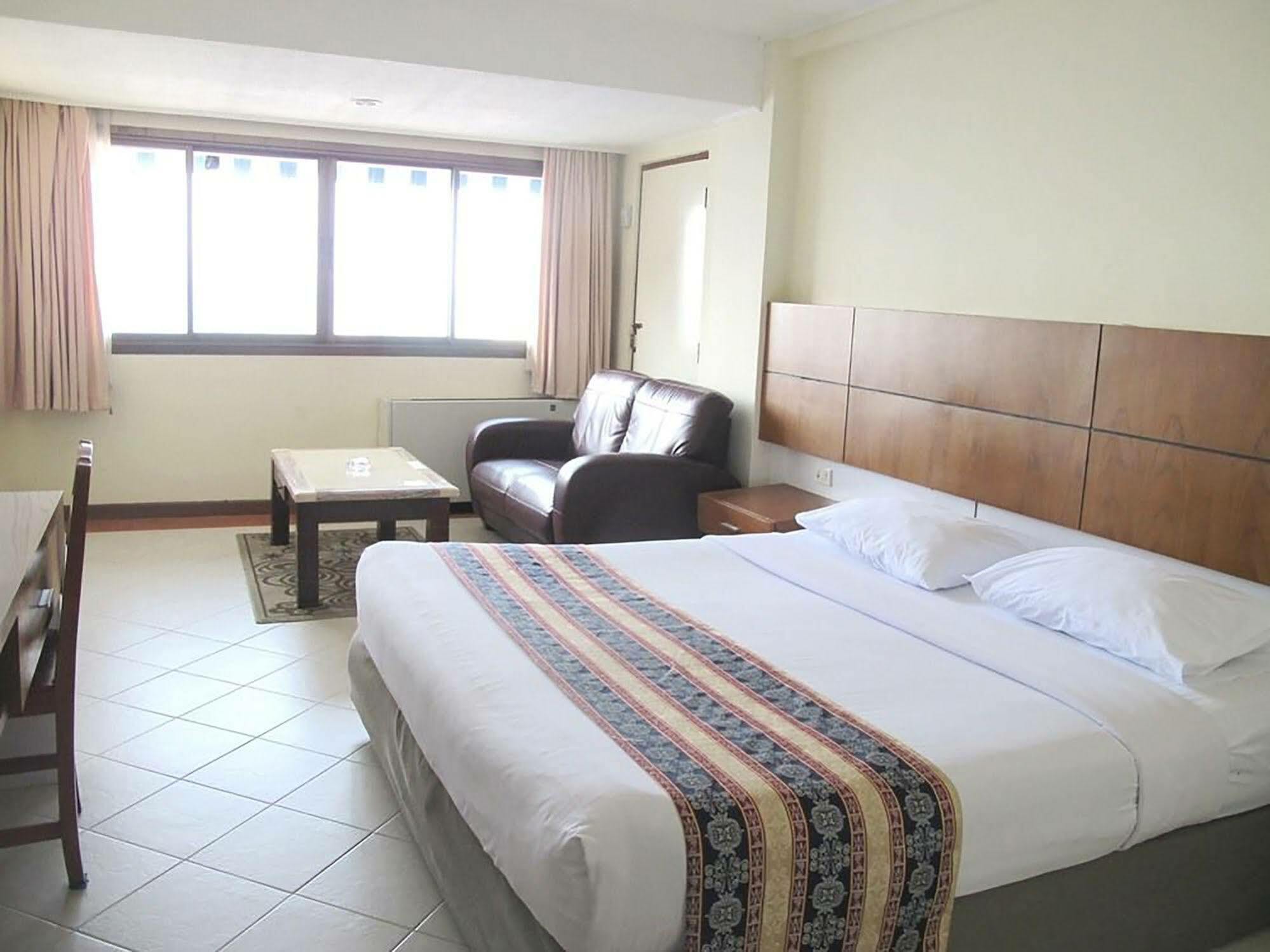 Diamond Beach Hotel 芭達亞 外观 照片