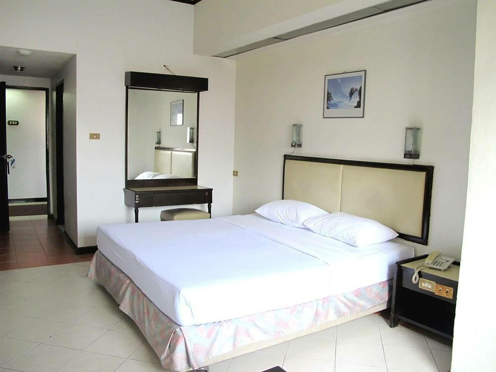 Diamond Beach Hotel 芭達亞 外观 照片