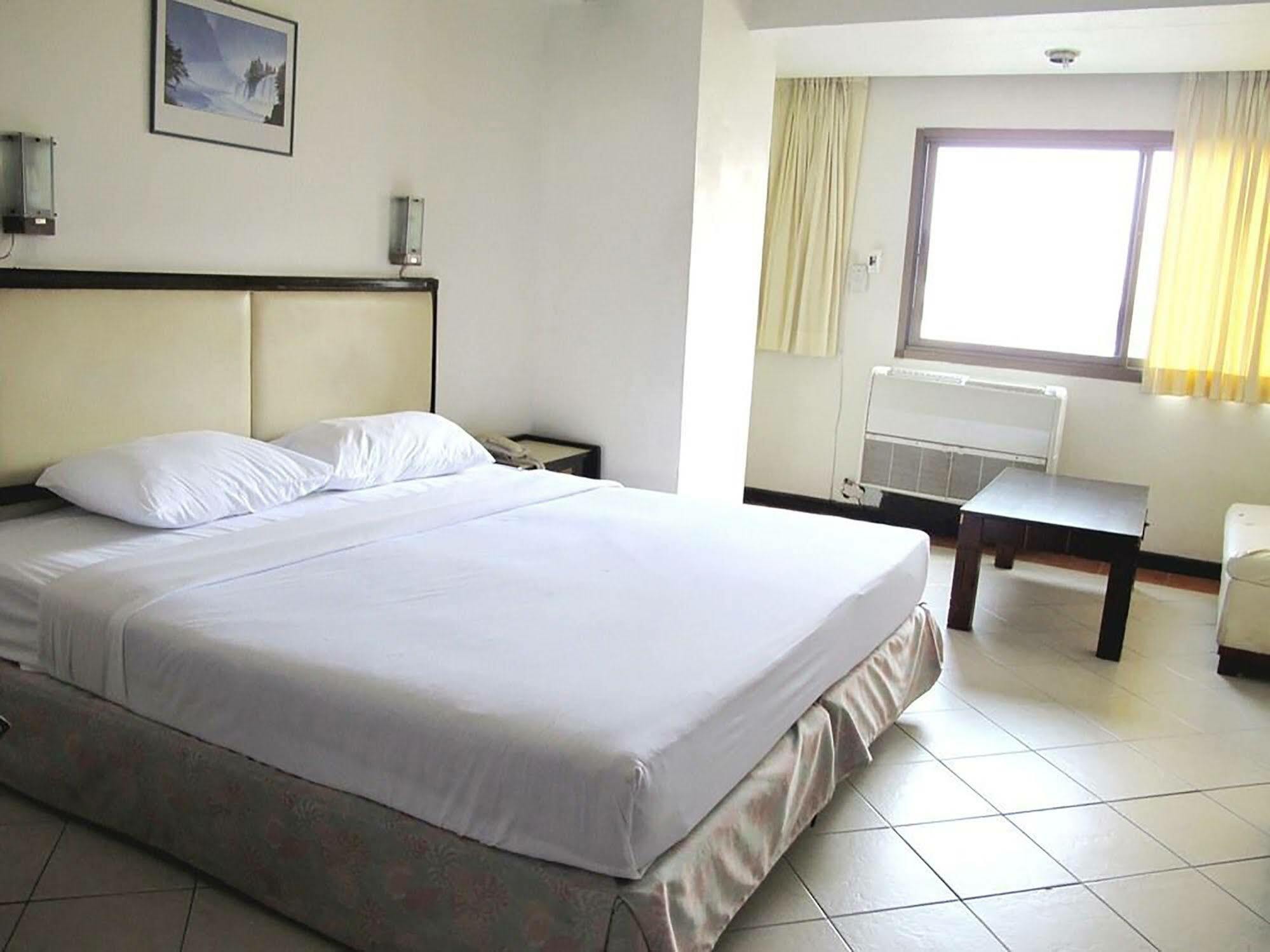 Diamond Beach Hotel 芭達亞 外观 照片